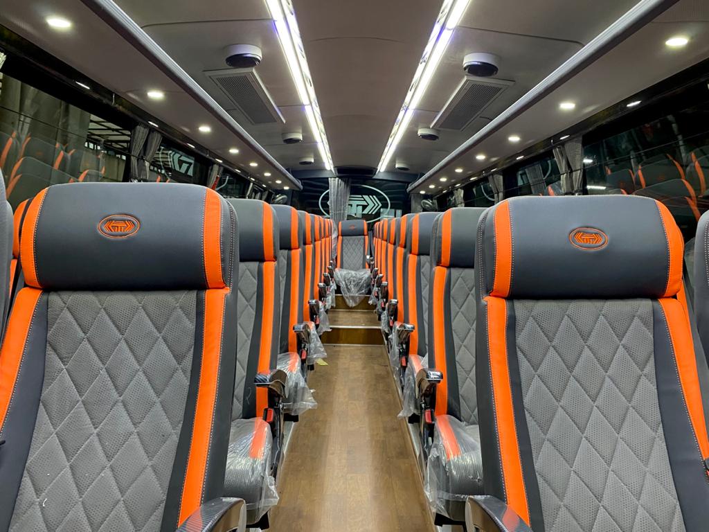 big bus seats